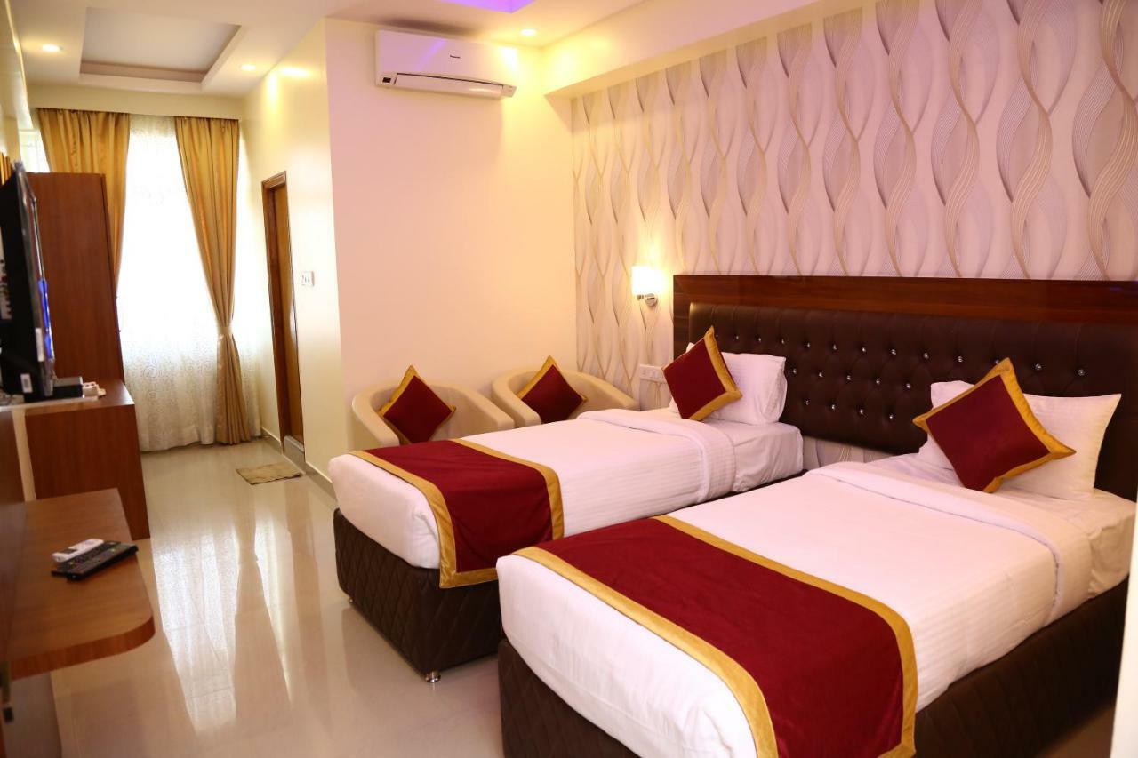 Hotel The Prince Royal Bangalore Eksteriør billede