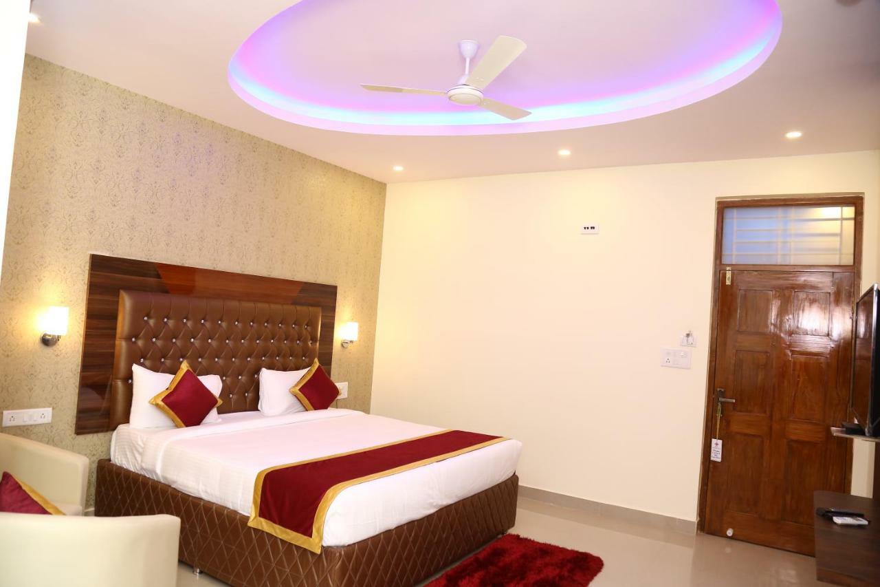 Hotel The Prince Royal Bangalore Eksteriør billede