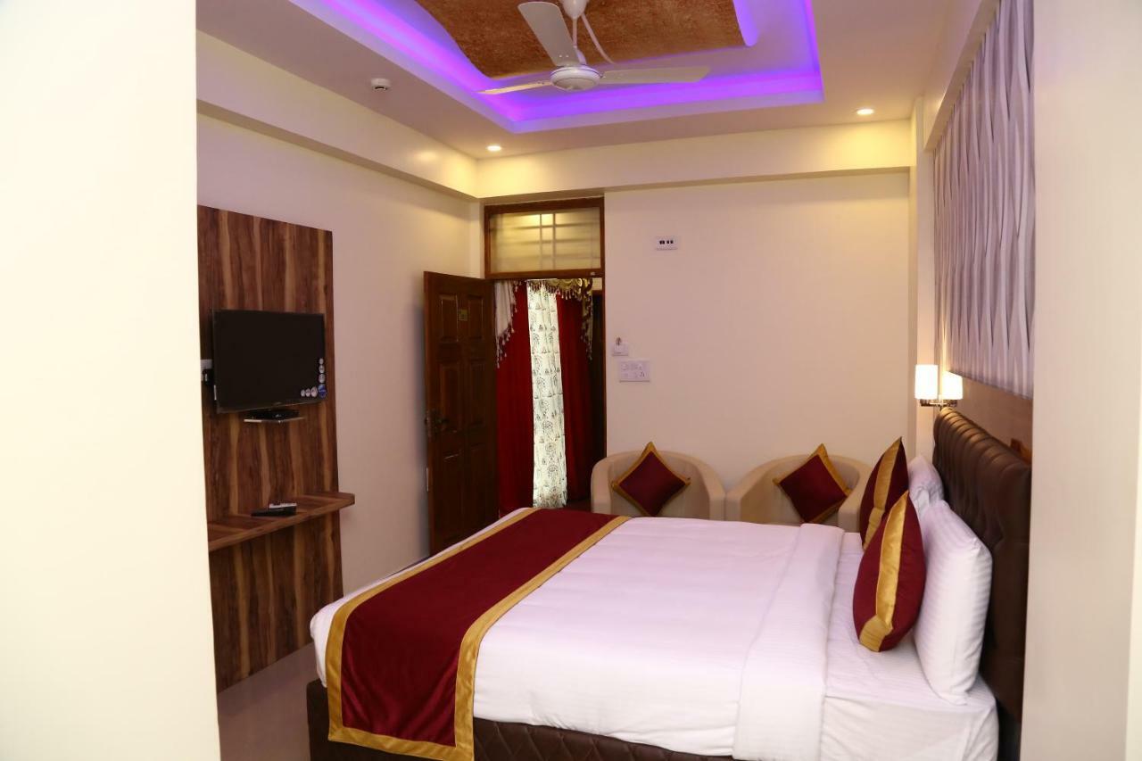 Hotel The Prince Royal Bangalore Eksteriør billede