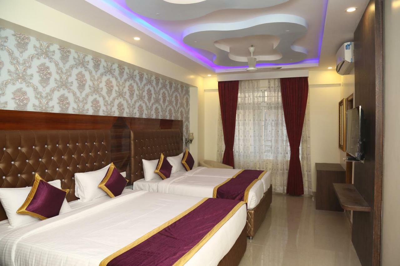 Hotel The Prince Royal Bangalore Eksteriør billede